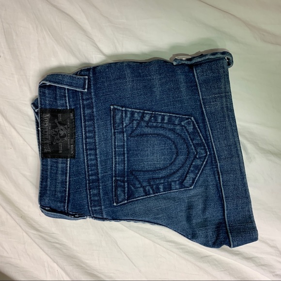 Medium/dark denim true religion shorts. - Picture 3 of 4